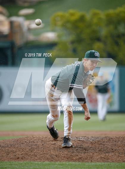 Thumbnail 3 in Costa Mesa vs. Estancia photogallery.