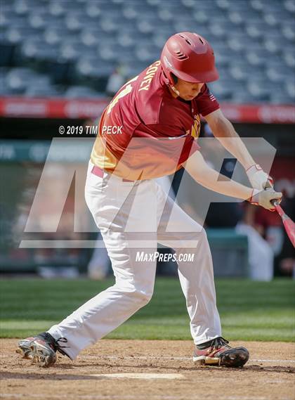 Thumbnail 2 in Costa Mesa vs. Estancia photogallery.