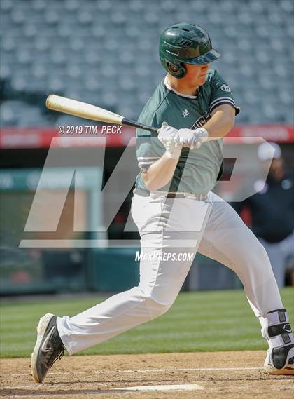 Thumbnail 3 in Costa Mesa vs. Estancia photogallery.