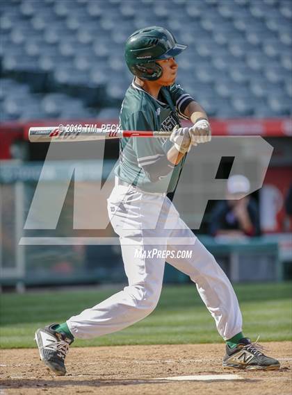 Thumbnail 2 in Costa Mesa vs. Estancia photogallery.