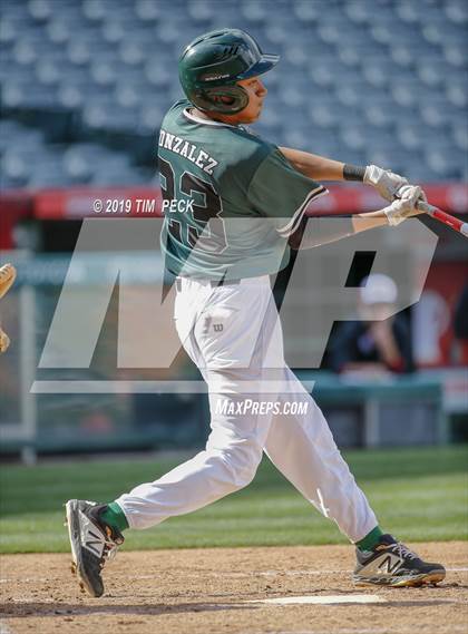 Thumbnail 3 in Costa Mesa vs. Estancia photogallery.