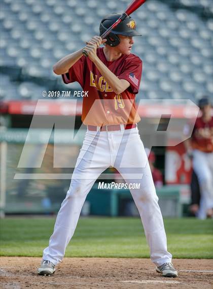 Thumbnail 2 in Costa Mesa vs. Estancia photogallery.