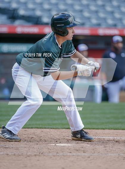 Thumbnail 1 in Costa Mesa vs. Estancia photogallery.
