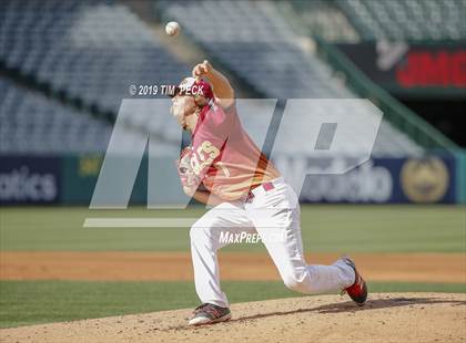 Thumbnail 2 in Costa Mesa vs. Estancia photogallery.