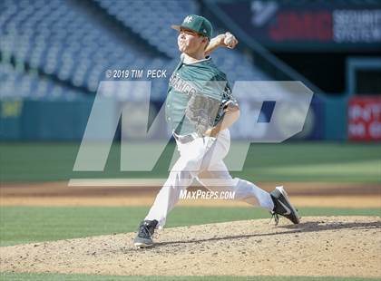 Thumbnail 3 in Costa Mesa vs. Estancia photogallery.