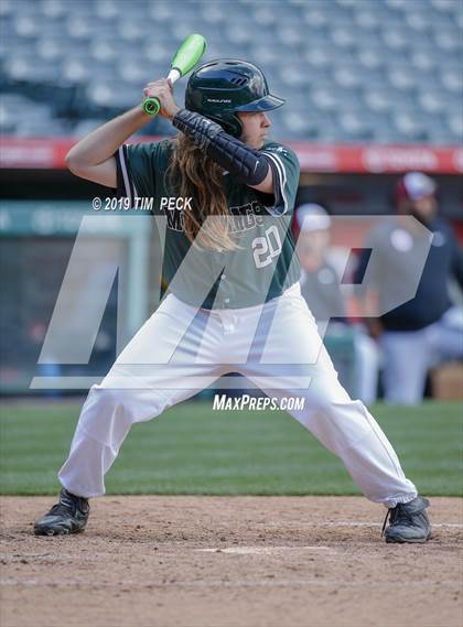 Thumbnail 3 in Costa Mesa vs. Estancia photogallery.