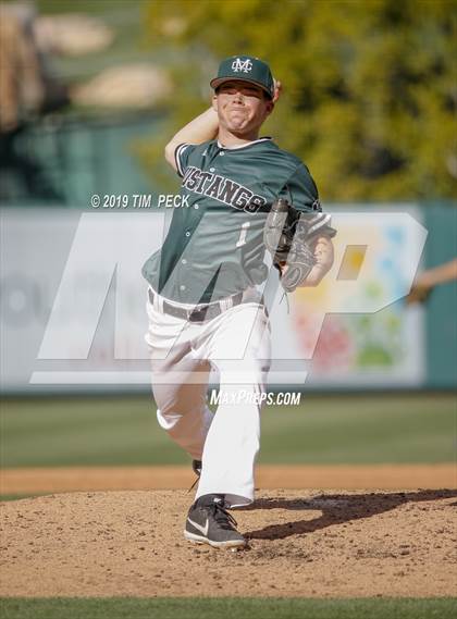 Thumbnail 3 in Costa Mesa vs. Estancia photogallery.