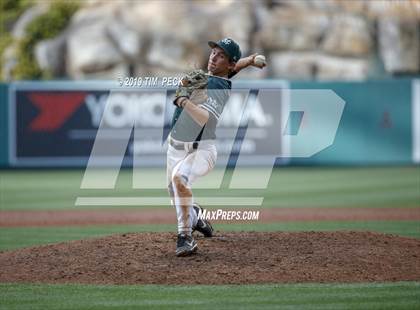 Thumbnail 2 in Costa Mesa vs. Estancia photogallery.
