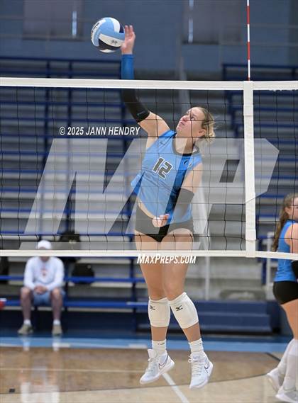 Thumbnail 2 in North Myrtle Beach vs Oceanside Collegiate Academy (Dorman Tournament of Champions) photogallery.