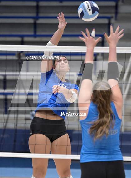 Thumbnail 3 in North Myrtle Beach vs Oceanside Collegiate Academy (Dorman Tournament of Champions) photogallery.