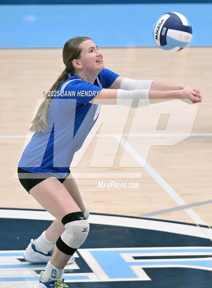 Thumbnail 2 in North Myrtle Beach vs Oceanside Collegiate Academy (Dorman Tournament of Champions) photogallery.