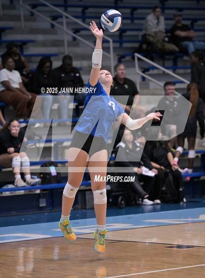 Thumbnail 2 in North Myrtle Beach vs Oceanside Collegiate Academy (Dorman Tournament of Champions) photogallery.