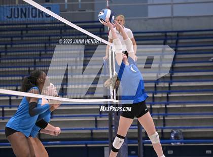 Thumbnail 1 in North Myrtle Beach vs Oceanside Collegiate Academy (Dorman Tournament of Champions) photogallery.