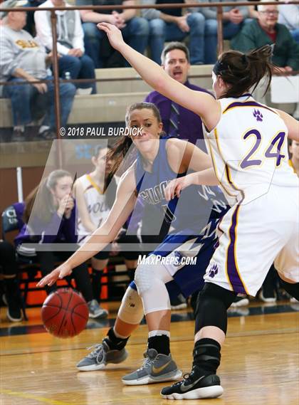Thumbnail 1 in Allegheny-Clarion Valley vs. North Clarion (District IX A Championship) photogallery.