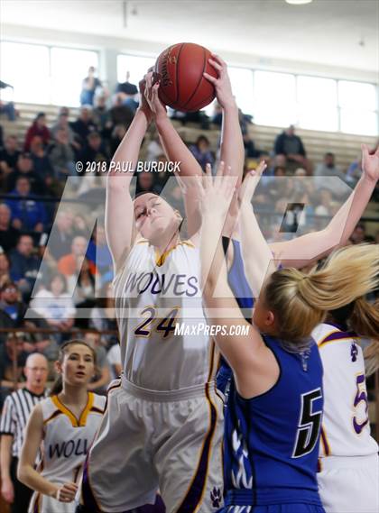 Thumbnail 2 in Allegheny-Clarion Valley vs. North Clarion (District IX A Championship) photogallery.