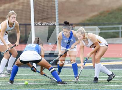 Thumbnail 2 in Gilroy vs. Saint Francis (CIF-CCS Quarter Finals) photogallery.