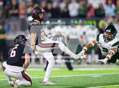 Thumbnail 2 in Lake Highlands vs. Prosper (UIL 6A Football Area Playoff) photogallery.