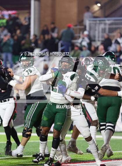 Thumbnail 2 in Lake Highlands vs. Prosper (UIL 6A Football Area Playoff) photogallery.