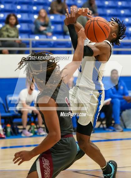 Thumbnail 2 in Midlothian vs Ennis photogallery.