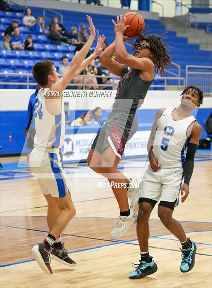 Thumbnail 3 in Midlothian vs Ennis photogallery.