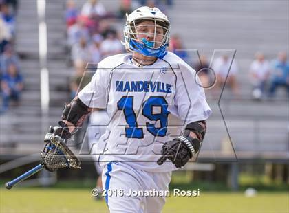 Thumbnail 1 in Pascagoula vs. Mandeville photogallery.