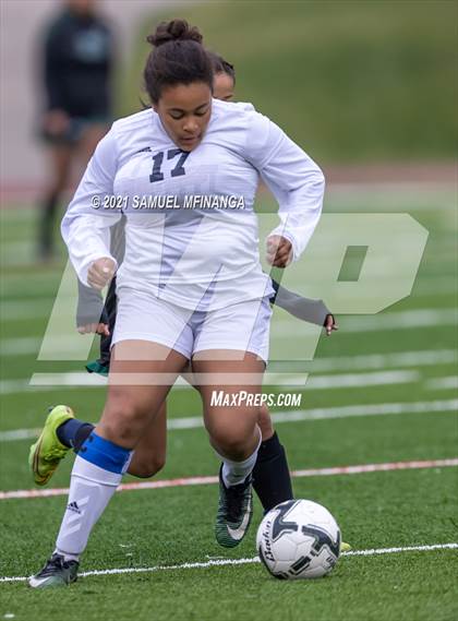 Thumbnail 2 in Benson vs. Omaha Northwest photogallery.