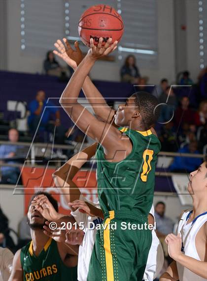 Thumbnail 3 in Kennedy vs. Newark Memorial (St. Hope Elite Classic) photogallery.
