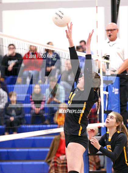 Thumbnail 2 in East Hampton vs. East Windsor (CIAC Class S Second Round) photogallery.