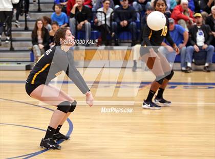 Thumbnail 3 in East Hampton vs. East Windsor (CIAC Class S Second Round) photogallery.