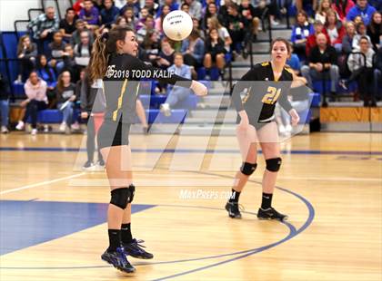 Thumbnail 3 in East Hampton vs. East Windsor (CIAC Class S Second Round) photogallery.