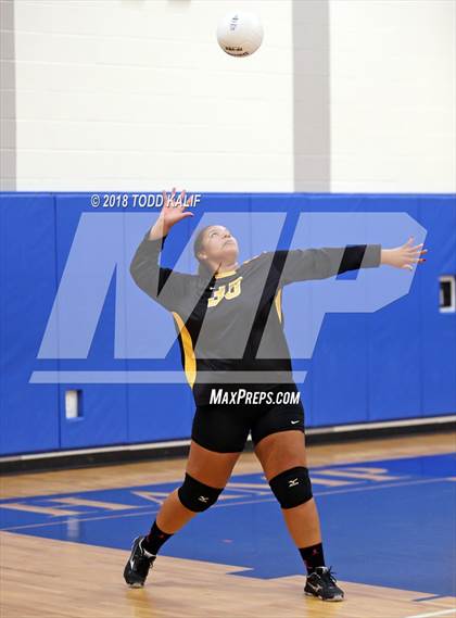 Thumbnail 2 in East Hampton vs. East Windsor (CIAC Class S Second Round) photogallery.
