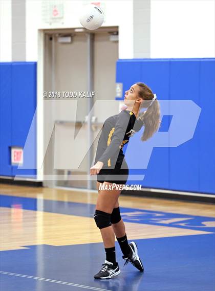 Thumbnail 3 in East Hampton vs. East Windsor (CIAC Class S Second Round) photogallery.