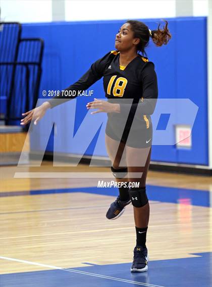 Thumbnail 1 in East Hampton vs. East Windsor (CIAC Class S Second Round) photogallery.