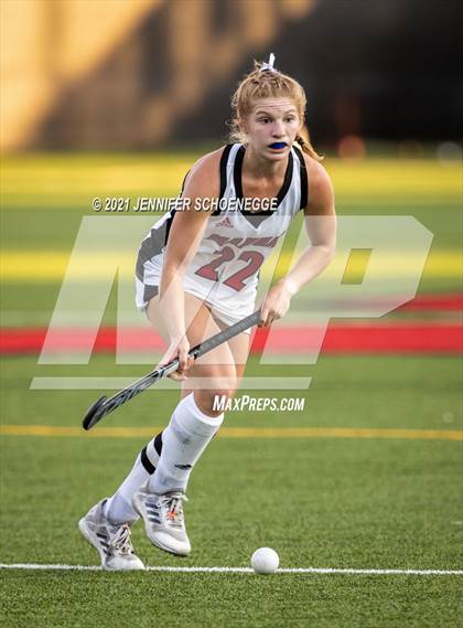 Thumbnail 2 in Male @ DuPont Manual photogallery.