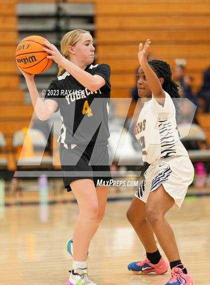 Thumbnail 2 in Yuba City @ Inderkum photogallery.