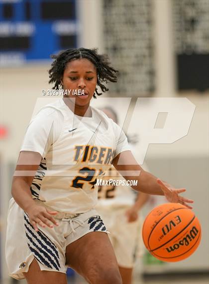 Thumbnail 3 in Yuba City @ Inderkum photogallery.
