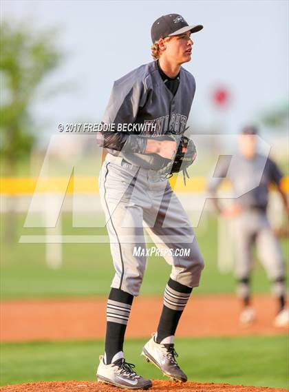 Thumbnail 1 in Lindsay @ Muenster photogallery.