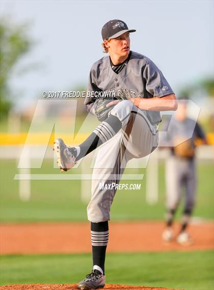 Thumbnail 3 in Lindsay @ Muenster photogallery.