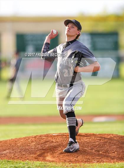 Thumbnail 3 in Lindsay @ Muenster photogallery.