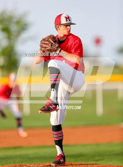 Thumbnail 2 in Lindsay @ Muenster photogallery.