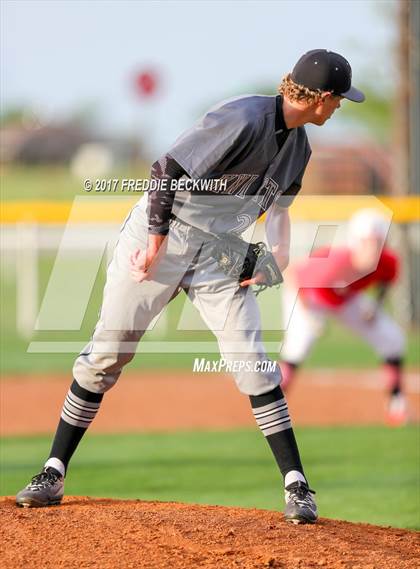 Thumbnail 3 in Lindsay @ Muenster photogallery.