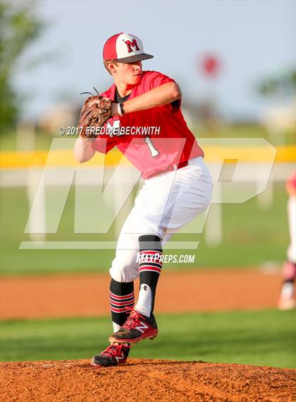 Thumbnail 1 in Lindsay @ Muenster photogallery.