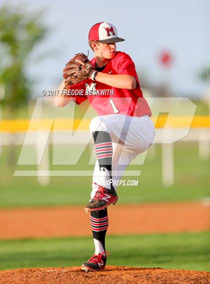 Thumbnail 3 in Lindsay @ Muenster photogallery.