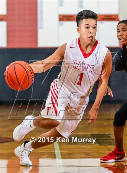 Thumbnail 3 in Fort Bend Austin vs. Taft (McDonald's Texas Invitational) photogallery.