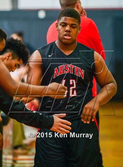 Thumbnail 3 in Fort Bend Austin vs. Taft (McDonald's Texas Invitational) photogallery.