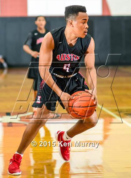 Thumbnail 1 in Fort Bend Austin vs. Taft (McDonald's Texas Invitational) photogallery.