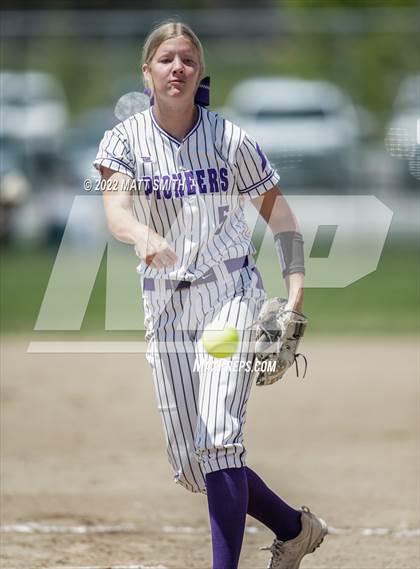 Thumbnail 3 in Lehi vs. Uintah photogallery.