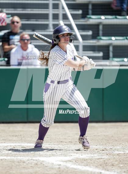 Thumbnail 2 in Lehi vs. Uintah photogallery.