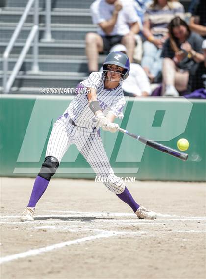Thumbnail 2 in Lehi vs. Uintah photogallery.