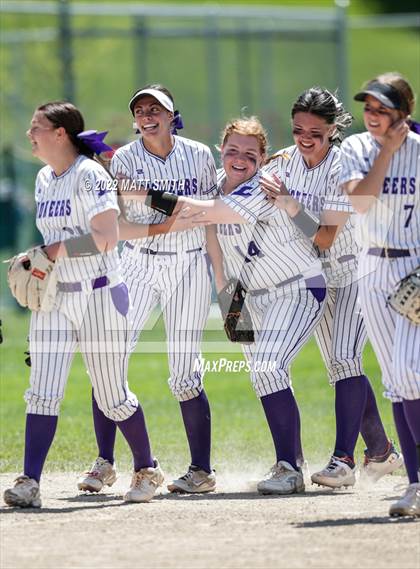 Thumbnail 1 in Lehi vs. Uintah photogallery.